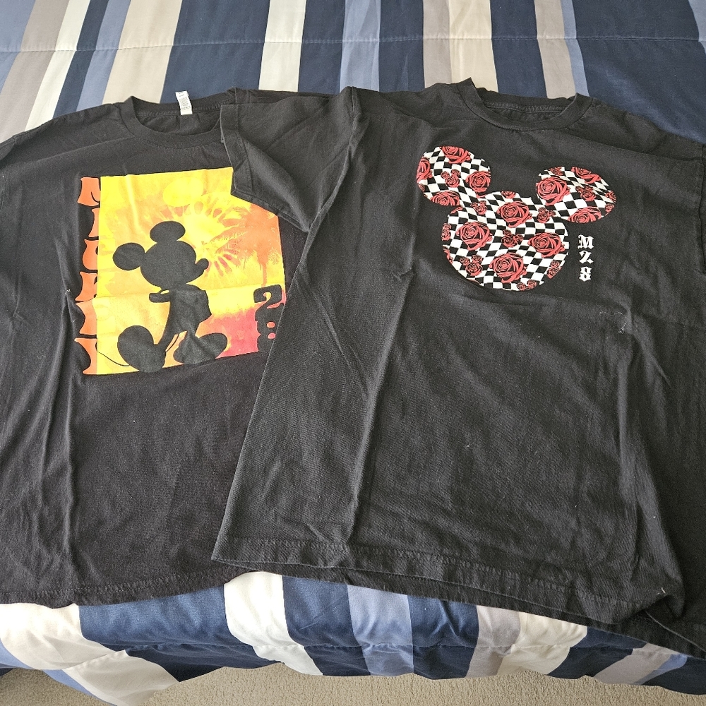 Two (2) DISNEY x NEFF Mickey Mouse Graphic Tees black unisex Large pre-owned